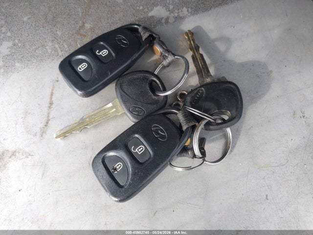 2011 Hyundai Santa Fe Gls მანქანა იყიდება აუქციონზე, vin: 5XYZGDAB3BG008813, აუქციონის ნომერი: 45952745