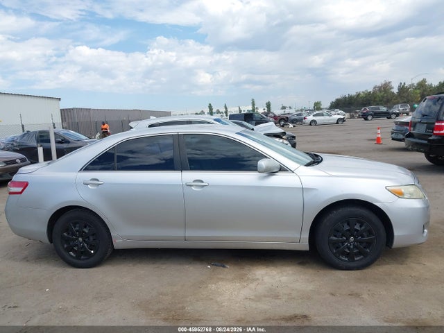 45952768 :رقم المزاد ، 4T4BF3EK9BR199209 vin ، 2011 Toyota Camry Le مزاد بيع