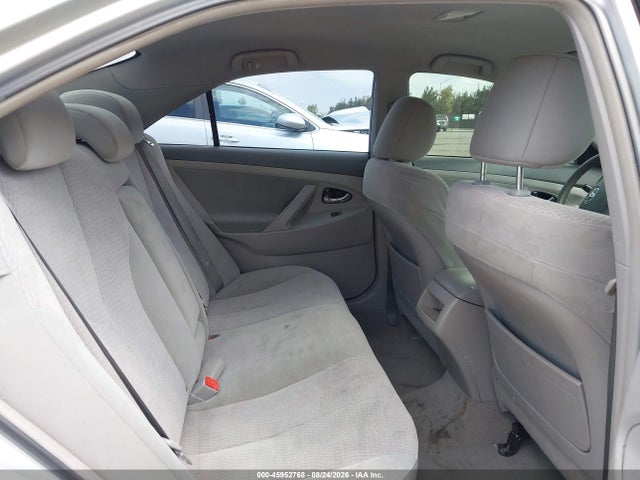 45952768 :رقم المزاد ، 4T4BF3EK9BR199209 vin ، 2011 Toyota Camry Le مزاد بيع