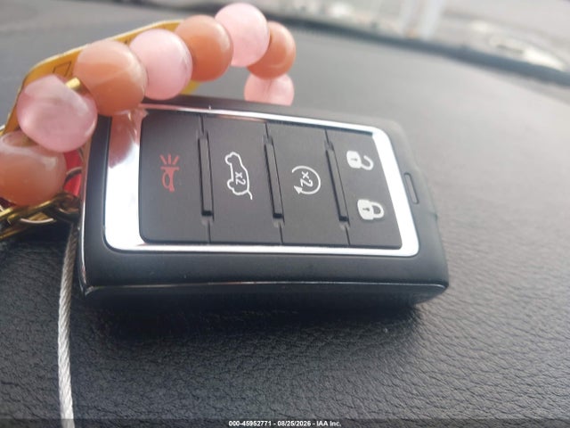 2025 Jeep Grand Cherokee L Altitude X 4x2 მანქანა იყიდება აუქციონზე, vin: 1C4RJJAG4S8777002, აუქციონის ნომერი: 45952771