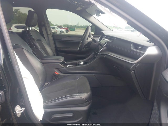 2025 Jeep Grand Cherokee L Altitude X 4x2 მანქანა იყიდება აუქციონზე, vin: 1C4RJJAG4S8777002, აუქციონის ნომერი: 45952771