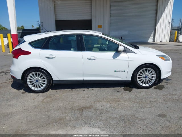 Ford FOCUS ELECTRIC 2018 1FADP3R40JL296132 Image 16