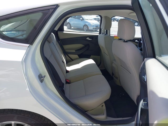 Ford FOCUS ELECTRIC 2018 1FADP3R40JL296132 Image 8