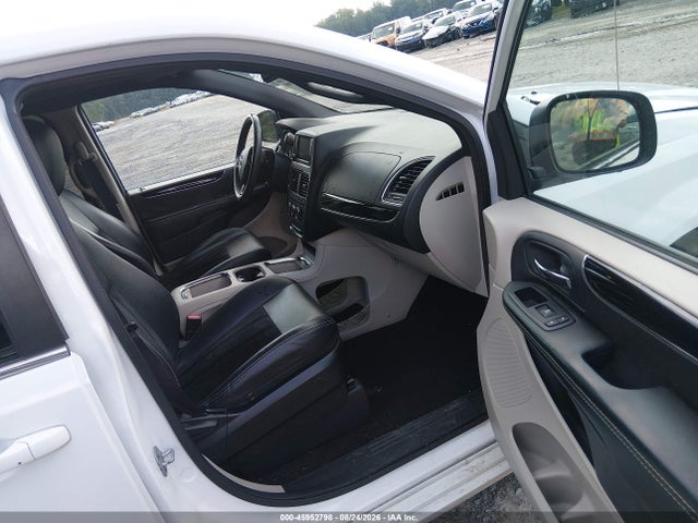 45952798 :رقم المزاد ، 2C4RDGCG4HR842029 vin ، 2017 Dodge Grand Caravan Sxt مزاد بيع