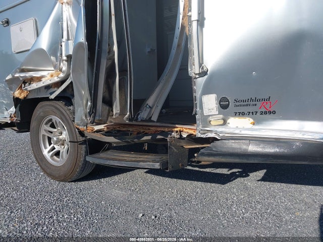 45952801 :رقم المزاد ، 1STHRAC18KJ545395 vin ، 2019 Airstream Other مزاد بيع