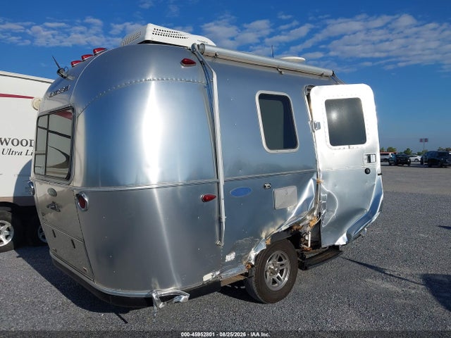 45952801 :رقم المزاد ، 1STHRAC18KJ545395 vin ، 2019 Airstream Other مزاد بيع