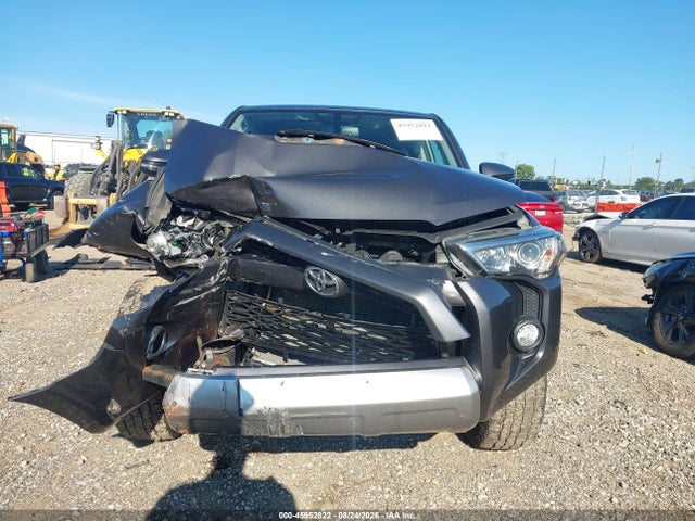 Продаж на аукціоні авто 2018 Toyota 4runner Trd Off Road Premium, vin: JTEBU5JR7J5603079, номер лоту: 45952822