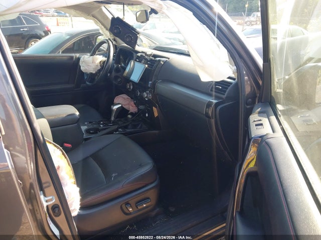 Продаж на аукціоні авто 2018 Toyota 4runner Trd Off Road Premium, vin: JTEBU5JR7J5603079, номер лоту: 45952822