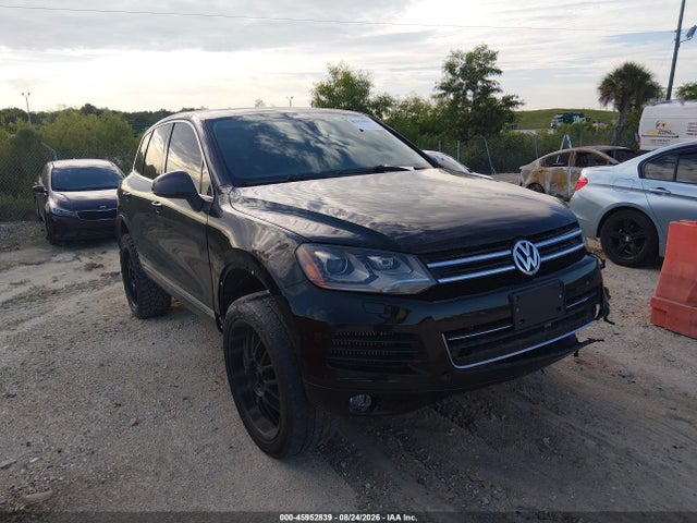 2013 Volkswagen Touareg Tdi Executive მანქანა იყიდება აუქციონზე, vin: WVGEP9BP4DD000528, აუქციონის ნომერი: 45952839