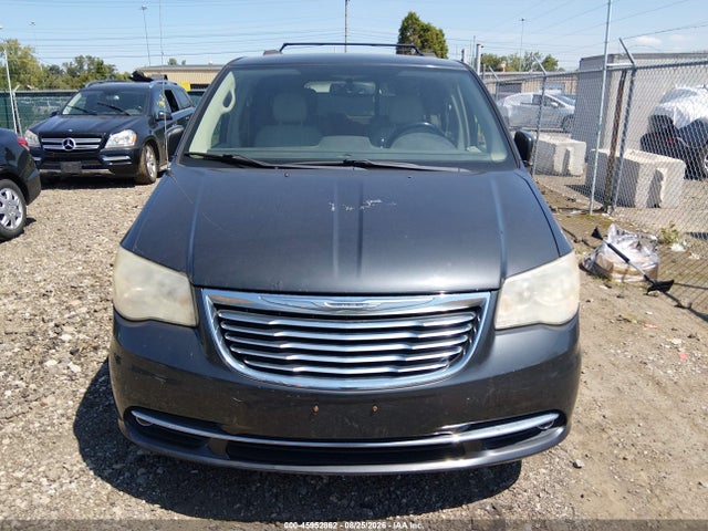 45952862 :رقم المزاد ، 2A4RR8DG3BR617172 vin ، 2011 Chrysler Town & Country Touring-l مزاد بيع