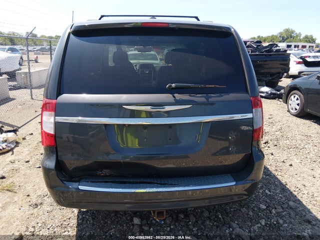 45952862 :رقم المزاد ، 2A4RR8DG3BR617172 vin ، 2011 Chrysler Town & Country Touring-l مزاد بيع
