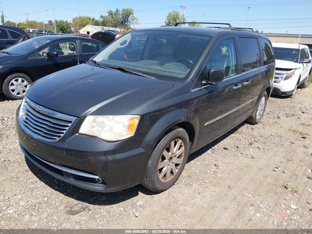 45952862 :رقم المزاد ، 2A4RR8DG3BR617172 vin ، 2011 Chrysler Town & Country Touring-l مزاد بيع