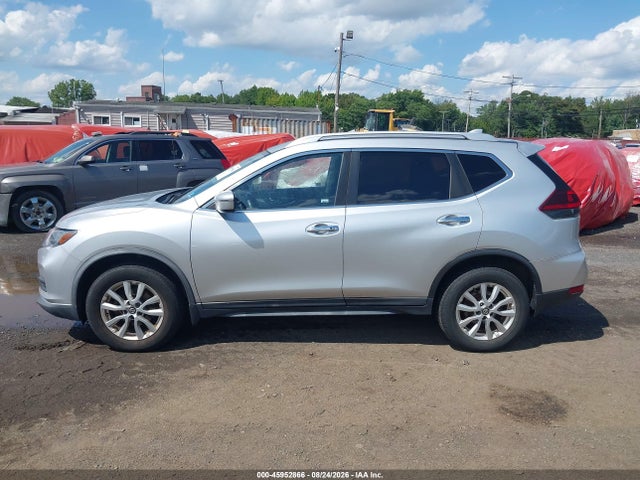 Продаж на аукціоні авто 2018 Nissan Rogue Sv, vin: KNMAT2MV8JP608256, номер лоту: 45952866