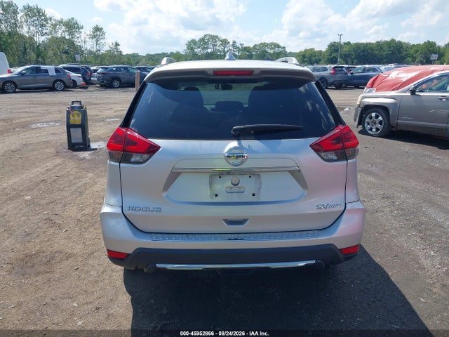 Продаж на аукціоні авто 2018 Nissan Rogue Sv, vin: KNMAT2MV8JP608256, номер лоту: 45952866