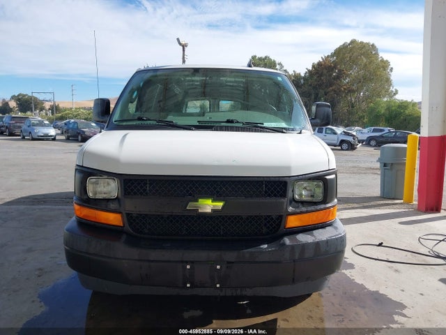 Chevrolet Express 3500 Work Van 2017 1GCZGHFG3H1271503 Image 16