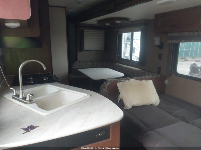 Продажа на аукционе авто 2015 Jayco 32 Bhds 2, vin: 1UJBJ0BS3F1TR0678, номер лота: 45952912