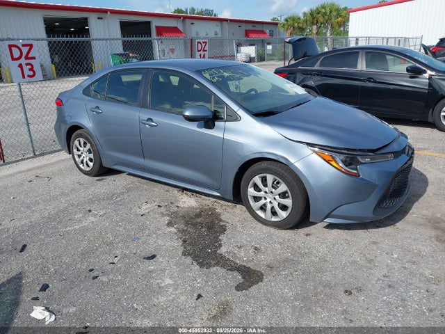 Продажа на аукционе авто 2022 Toyota Corolla Le, vin: JTDEPMAE8NJ201942, номер лота: 45952933