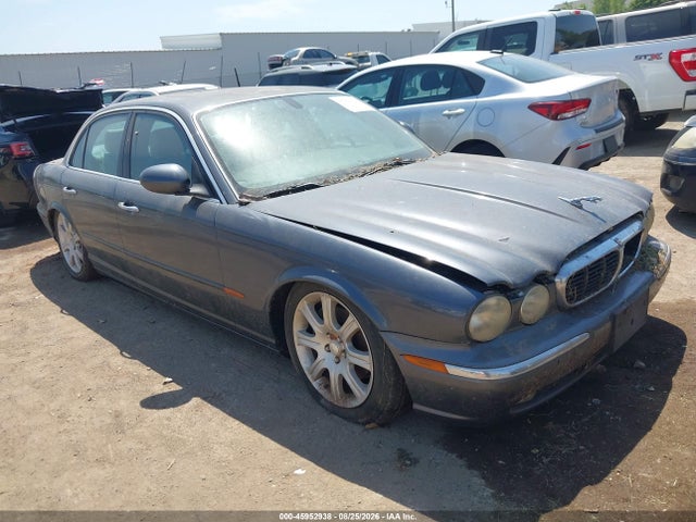 2004 Jaguar Xj Xj8 მანქანა იყიდება აუქციონზე, vin: SAJWA71C74SG23946, აუქციონის ნომერი: 45952938