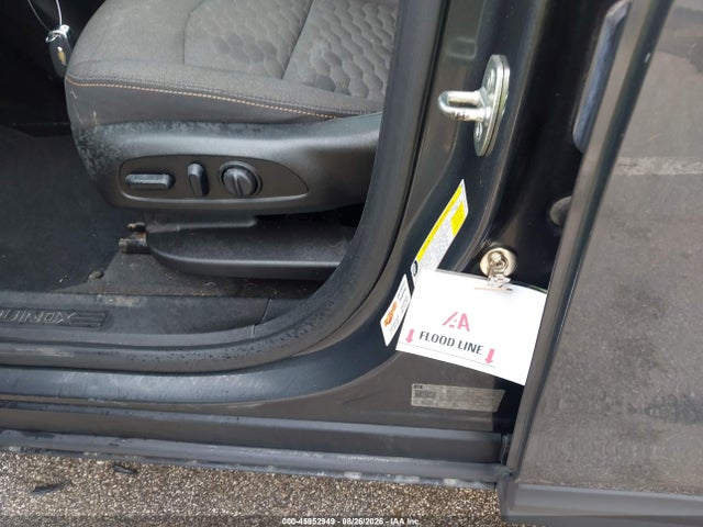 Chevrolet EQUINOX LT 2019 2GNAXKEV0K6140020 Image 12