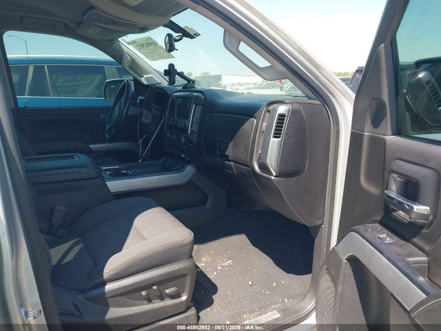 Продаж на аукціоні авто 2018 Chevrolet Silverado 1500 2lt, vin: 3GCUKREC2JG595109, номер лоту: 45952952