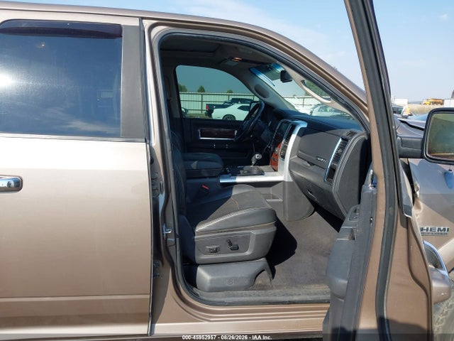 45952957 :رقم المزاد ، 1D7RV1GT2AS175991 vin ، 2010 Dodge Ram 1500 Laramie مزاد بيع