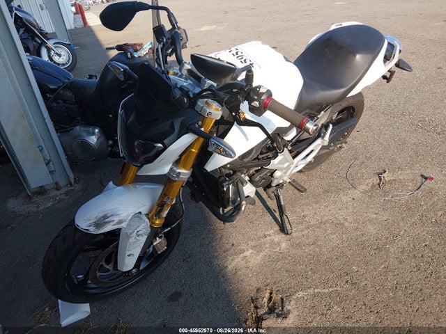 WB30G1107JR857014 BMW G310 R