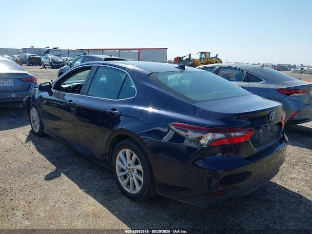 Aukcja sprzedaży 2021 Toyota Camry Le, vin: 4T1C11AK1MU596732, numer aukcji: 45952985