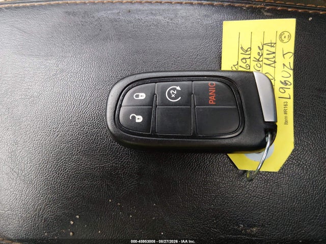45953008 :رقم المزاد ، 1C4PJMDS1FW716474 vin ، 2015 Jeep Cherokee Limited مزاد بيع