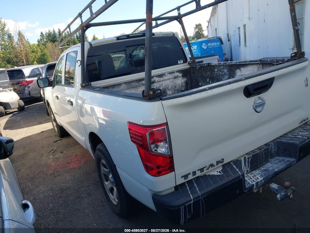 1N6AA1EC0MN523695 Nissan Titan S 4x4