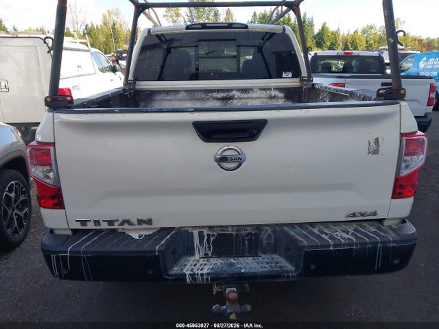 1N6AA1EC0MN523695 Nissan Titan S 4x4