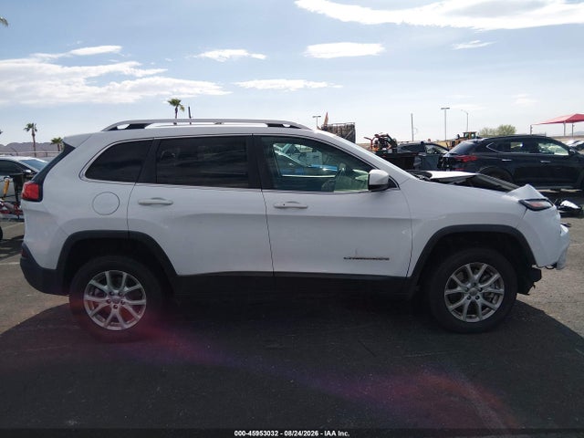 1C4PJMLX6JD560403 Jeep Cherokee Latitude Plus 4x4