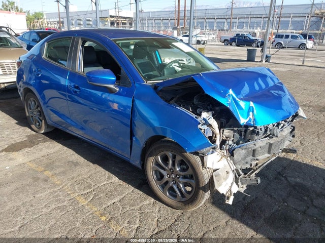 2019 3MYDLBYV6KY524980 main image
