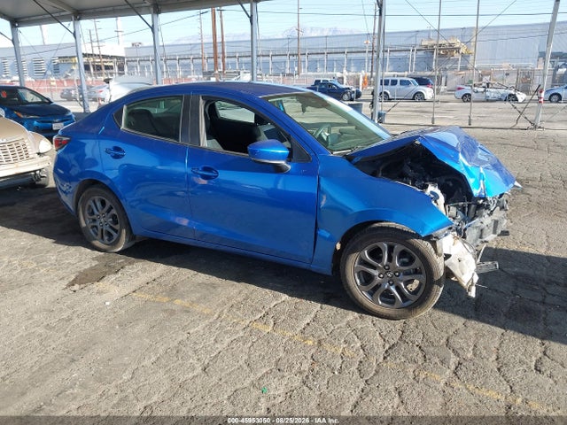 Toyota YARIS LE 2019 3MYDLBYV6KY524980 Image 14
