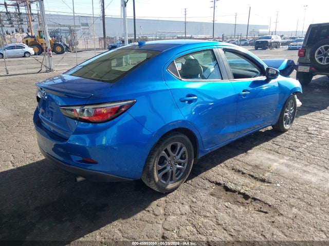 Toyota YARIS LE 2019 3MYDLBYV6KY524980 Image 4