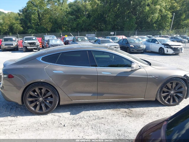 Продаж на аукціоні авто 2016 Tesla Model S 60d/70d/75d/85d/90d, vin: 5YJSA1E25GF144208, номер лоту: 45953052