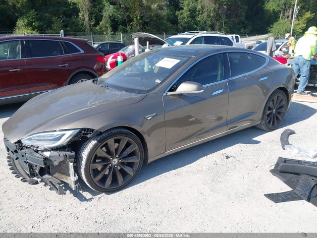 Продаж на аукціоні авто 2016 Tesla Model S 60d/70d/75d/85d/90d, vin: 5YJSA1E25GF144208, номер лоту: 45953052