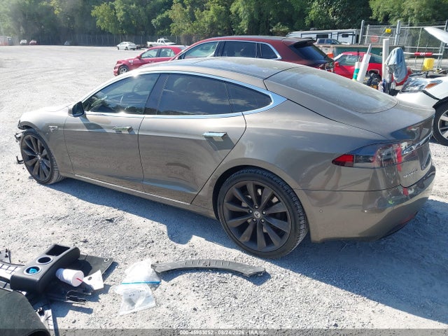 Продаж на аукціоні авто 2016 Tesla Model S 60d/70d/75d/85d/90d, vin: 5YJSA1E25GF144208, номер лоту: 45953052