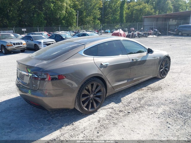 Продаж на аукціоні авто 2016 Tesla Model S 60d/70d/75d/85d/90d, vin: 5YJSA1E25GF144208, номер лоту: 45953052
