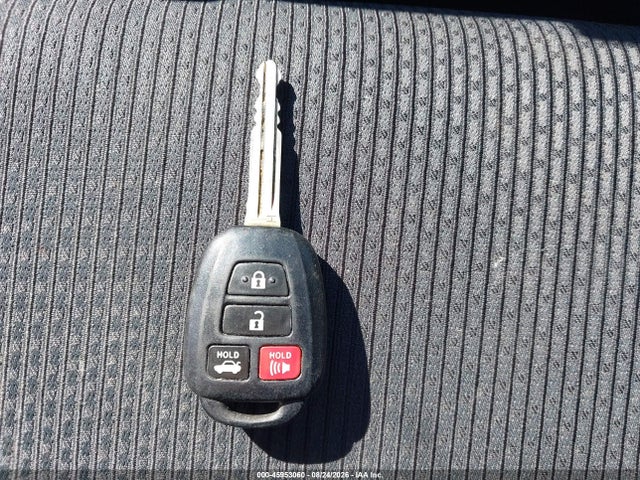 4T1BF1FK5HU421105 Toyota CAMRY SE