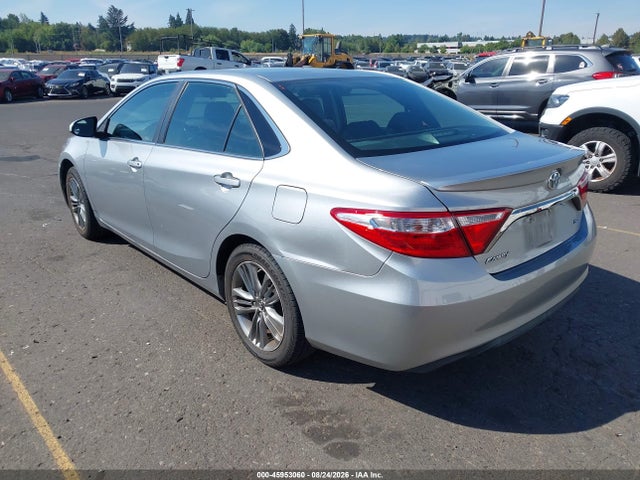 4T1BF1FK5HU421105 Toyota CAMRY SE