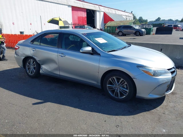 4T1BF1FK5HU421105 Toyota CAMRY SE