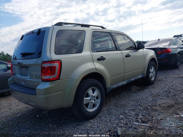 2011 Ford Escape Xlt მანქანა იყიდება აუქციონზე, vin: 1FMCU0DG3BKA19881, აუქციონის ნომერი: 45953067