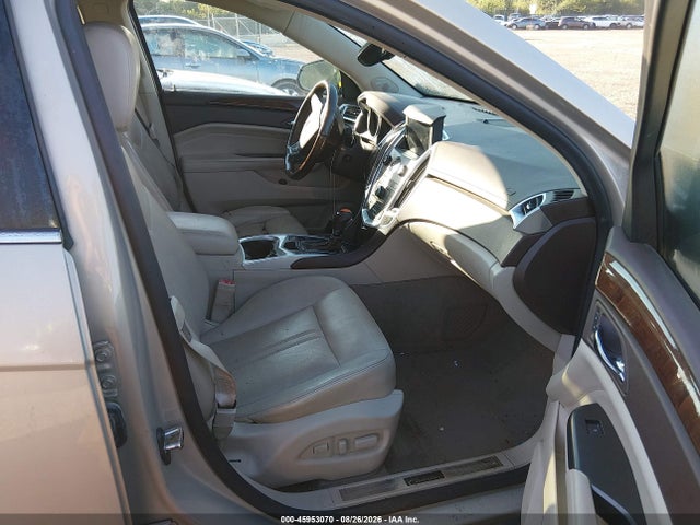 45953070 :رقم المزاد ، 3GYFNAE32CS567810 vin ، 2012 Cadillac Srx Luxury Collection مزاد بيع