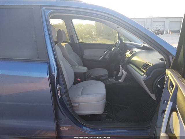 45953163 :رقم المزاد ، JF2SJAEC7EH467117 vin ، 2014 Subaru Forester 2.5i Premium مزاد بيع