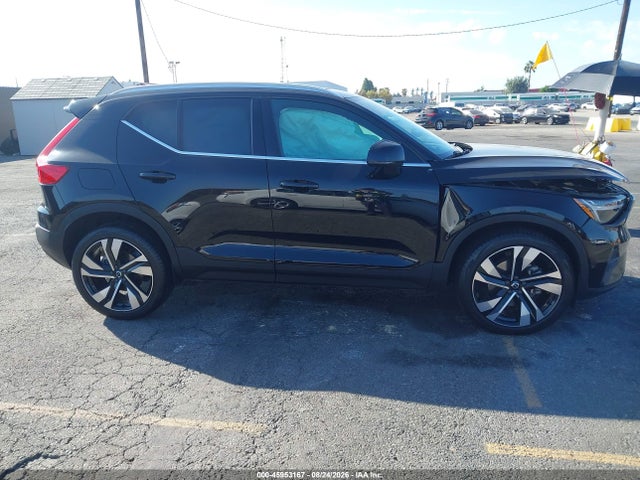 Volvo Xc40 B5 Plus Bright Theme 2023 YV4L12UN0P2938975 Image 13