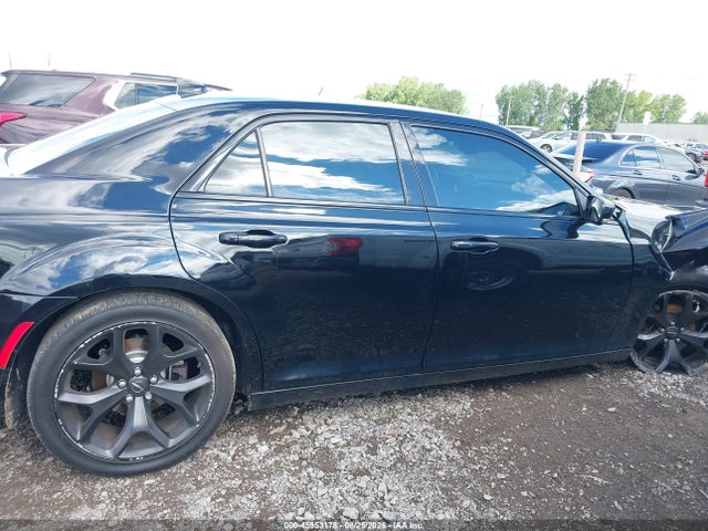 Продажа на аукционе авто 2021 Chrysler 300 300s, vin: 2C3CCABG5MH529244, номер лота: 45953178