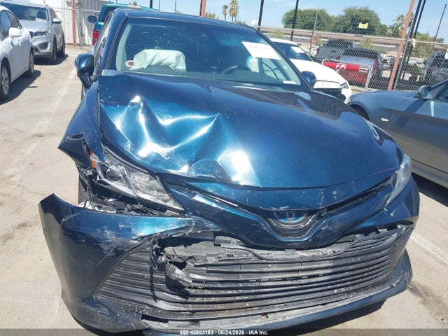 4T1B31HKXJU507795 Toyota Camry Hybrid Le