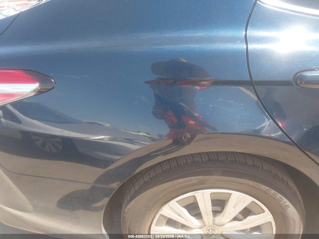 4T1B31HKXJU507795 Toyota Camry Hybrid Le