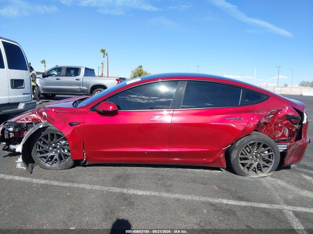Tesla MODEL 3 2024 5YJ3E1EA4RF738193 Image 13