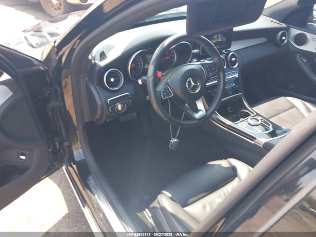 2018 Mercedes-benz C 300 მანქანა იყიდება აუქციონზე, vin: 55SWF4JB7JU246741, აუქციონის ნომერი: 45953187